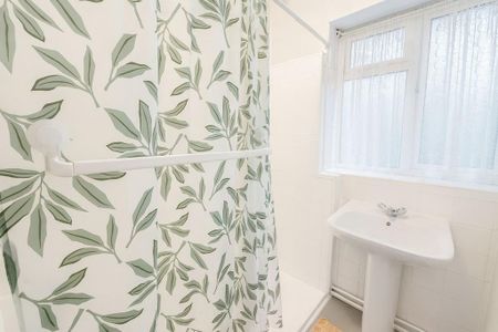 4 bedroom house share to rent - Photo 4