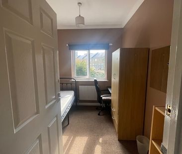 Room in a Shared House, London, E14 - Photo 6