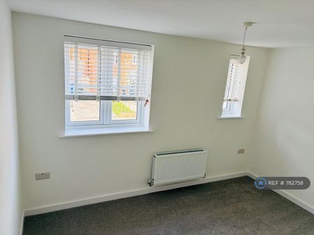 3 bedroom end of terrace house to rent - Photo 5