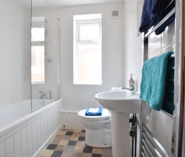 1 bedroom detached house to rent - Photo 5