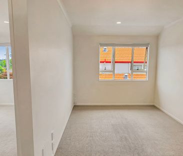 Blockhouse Bay, 102a Terry Street - Photo 2