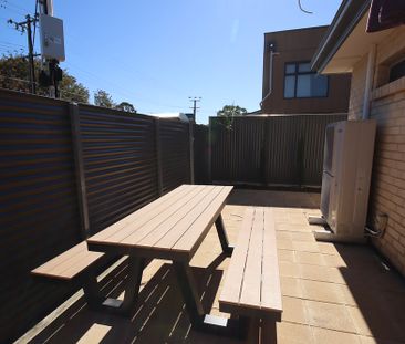 7-bedroom shared house / townhouse, Gameau Rd - Photo 1