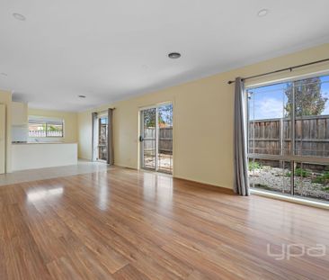 3 BEDROOM UNIT SYDENHAM - Photo 2
