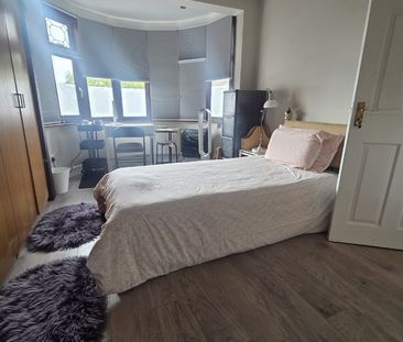 Room in a Shared House, Hunters Grove, HA3 - Photo 1