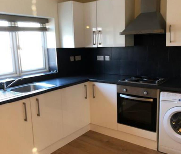 4 bedroom flat to rent - Photo 1 | Rentumo