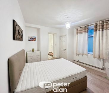 Swan Street, Llantrisant, PONTYCLUN - Photo 4