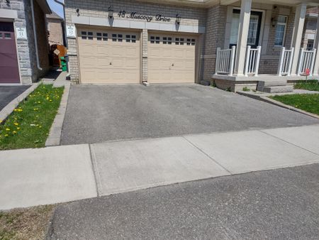 For Lease - 48 Muscovy Drive, Brampton, Ontario - Photo 2