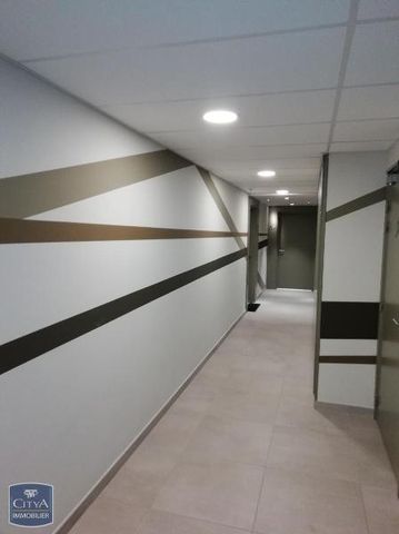 Location Appartement 2 pièces 42m² ST JEAN DE VEDAS 34430 - Photo 3