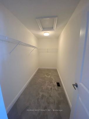 For Lease - 1362 Blackmore Street, Innisfil, Ontario - Photo 1