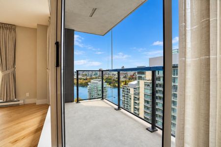 455 Beach Cres apartment — Vancouver, BC (2-Bedroom) - 2 Bedroom - Photo 4