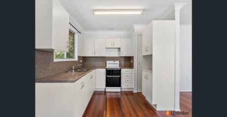 Family Home! - Photo 5