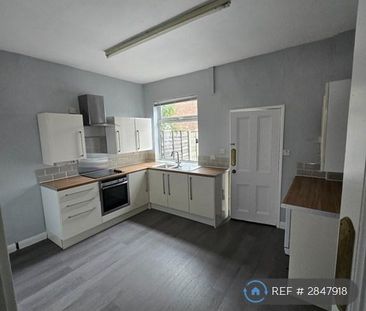 2 bedroom terraced house to rent - Photo 4