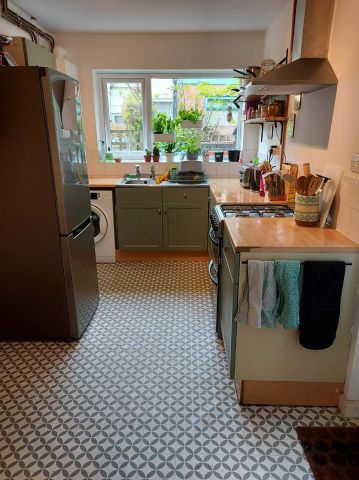 2 Bed Terraced House, Lord Nelson Street, NG2 - Photo 4