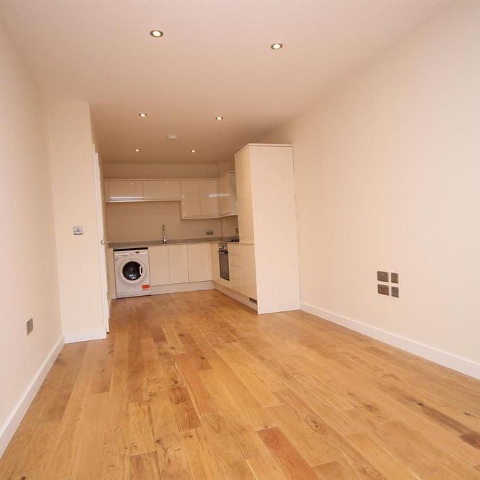 1 bedroom apartment to rent - Photo 1