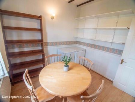 70 Tuke Avenue - Photo 3