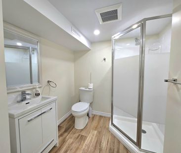 For Lease - 4151 Portage Road, Niagara Falls, Ontario - Photo 3