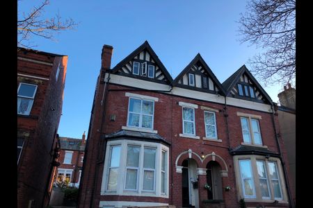 2 Bed Flat, Oakwood Avenue, LS8 - Photo 5