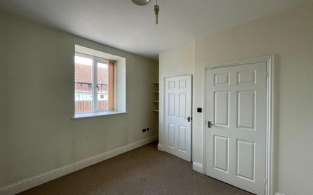 Church Farm, Chapel Road, Rotherwas - Photo 3