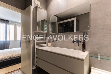 Piso de alquiler en Carrer de Ciril Amorós, El Pla del Remei - Photo 5