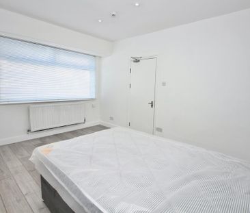 House share to rent - Photo 3