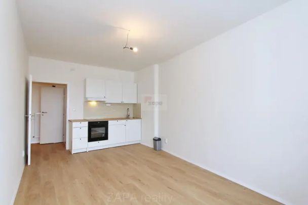 Pronájem světlého bytu 3+kk 62 m - Photo 1