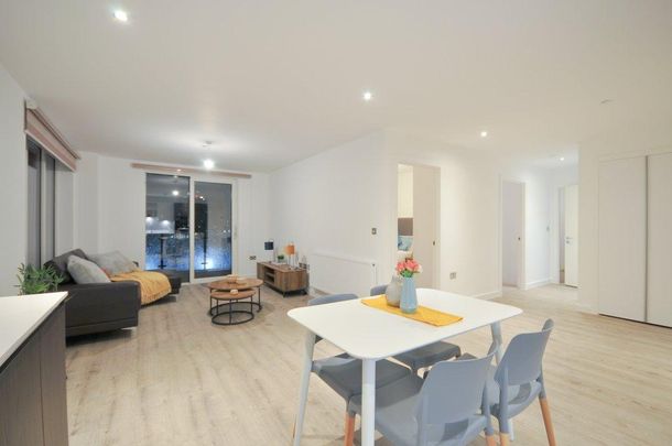 3 bedroom apartment to rent - Photo 1