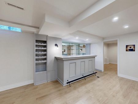 For Lease - 19 Timpson Drive, Aurora, Ontario - Photo 4