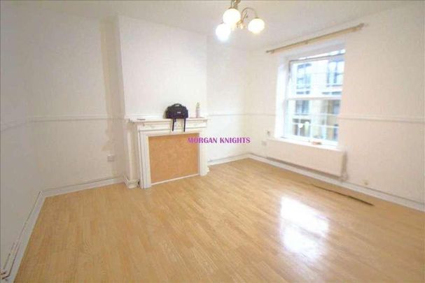 Sebright House, Coate Street, Hackney, E2 - Photo 1