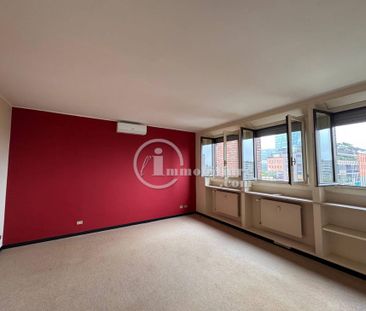 Via Giuseppe Marcora, Milano, Lombardy 20121 - Photo 2