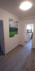 Apartament 2 camere, decomandat, zona Podu Ros - Fotografie 4