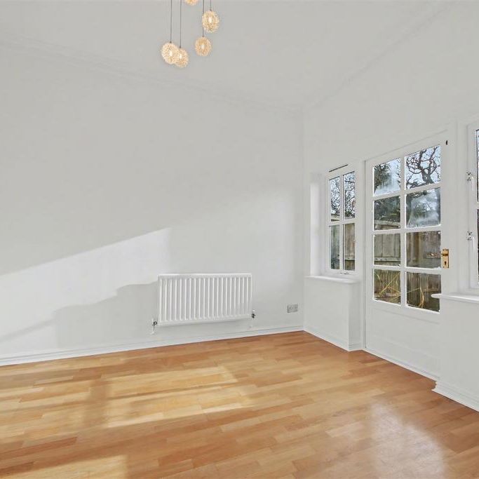 4 bedroom townhouse to rent - Photo 1
