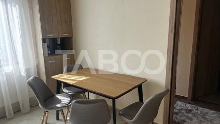 Casa moderna de inchiriat 3 camere 2 bai dressing parcari Ar - Fotografie 2