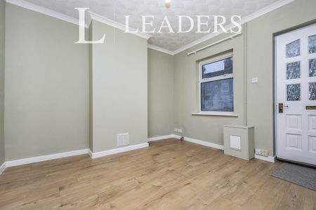 2 bedroom terraced to rent Upland Road, IP4 - Photo 4