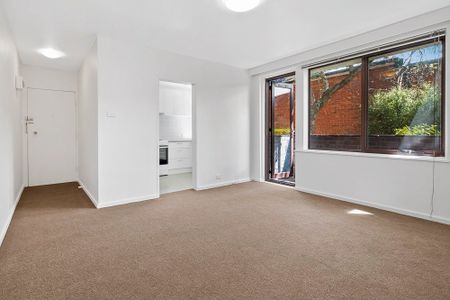 1/7-9 Davison Street, Richmond VIC 3121 - Photo 2