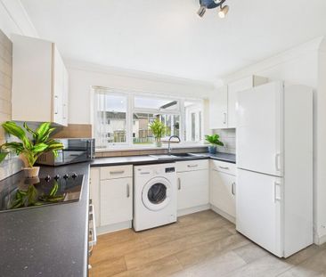 1 bedroom in a house share to rent - Photo 6