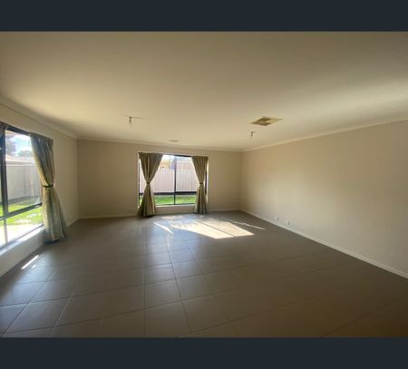 4 Cezanne Drive, Shepparton, Vic 3630 - Photo 2