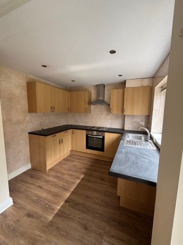 46 Orchard Road, Northfleet, Kent, DA11 8HU - Photo 5