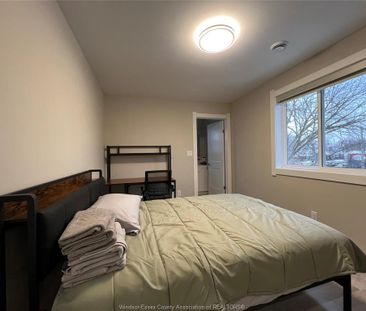 For Lease - 917 Mckay Avenue Unit# Front, Windsor, Ontario - Photo 5