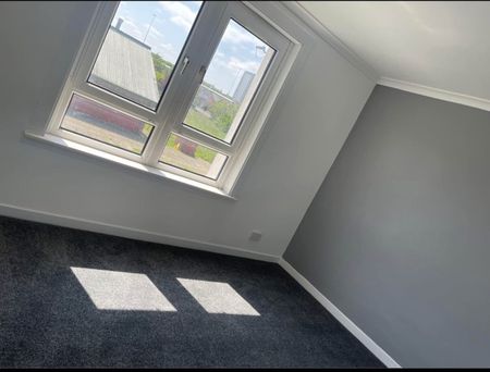 2 Bed Flat, Kincraig Street, G51 - Photo 3