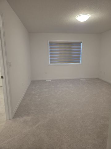 For Lease - 881 Douro Street, Stratford, Ontario - Photo 3