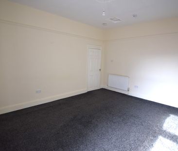 To Let 2 Bed Apartment - Photo 2