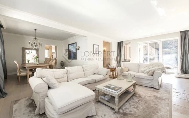 Wolnostojący, parterowy, 7 pokoi, basen - Zdjęcie 1