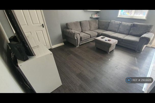 4 bedroom terraced house to rent - Photo 1