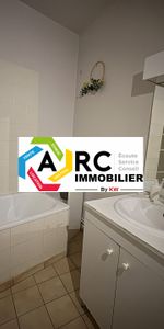 Location Appartement 1 pièce 31m² ORLEANS 45000 - Photo 4