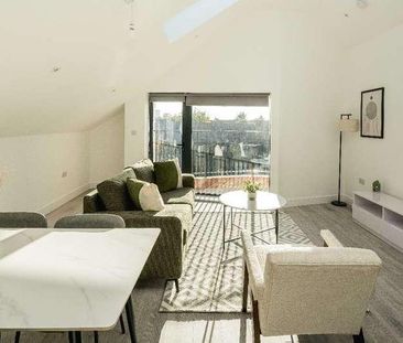 Cuckoo Hall Lane, London, N9 - Photo 4