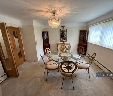 2 bedroom flat to rent - Photo 5