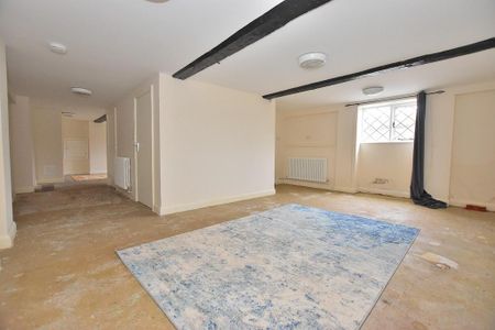 5 bedroom detached house to rent - Photo 4