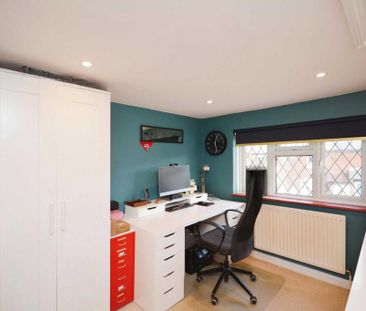 3 bedroom terraced house to rent - Photo 6