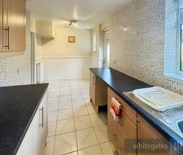 3 bedroom end of terrace house to rent - Photo 1