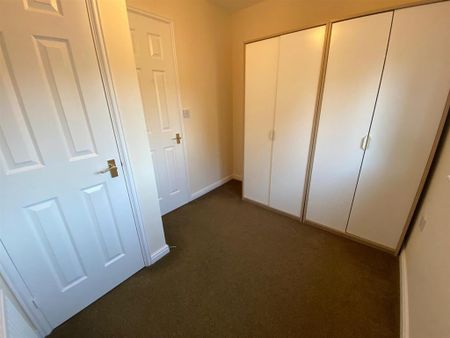 3 bedroom mews to rent - Photo 5